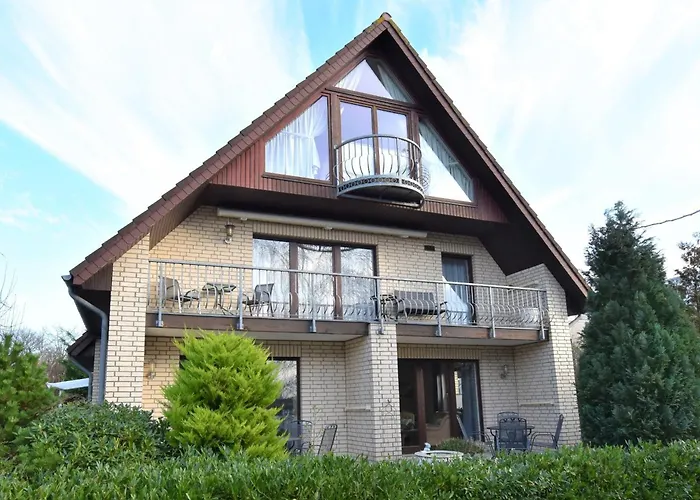 Yachthafenhoeh Whg2 格洛米茨